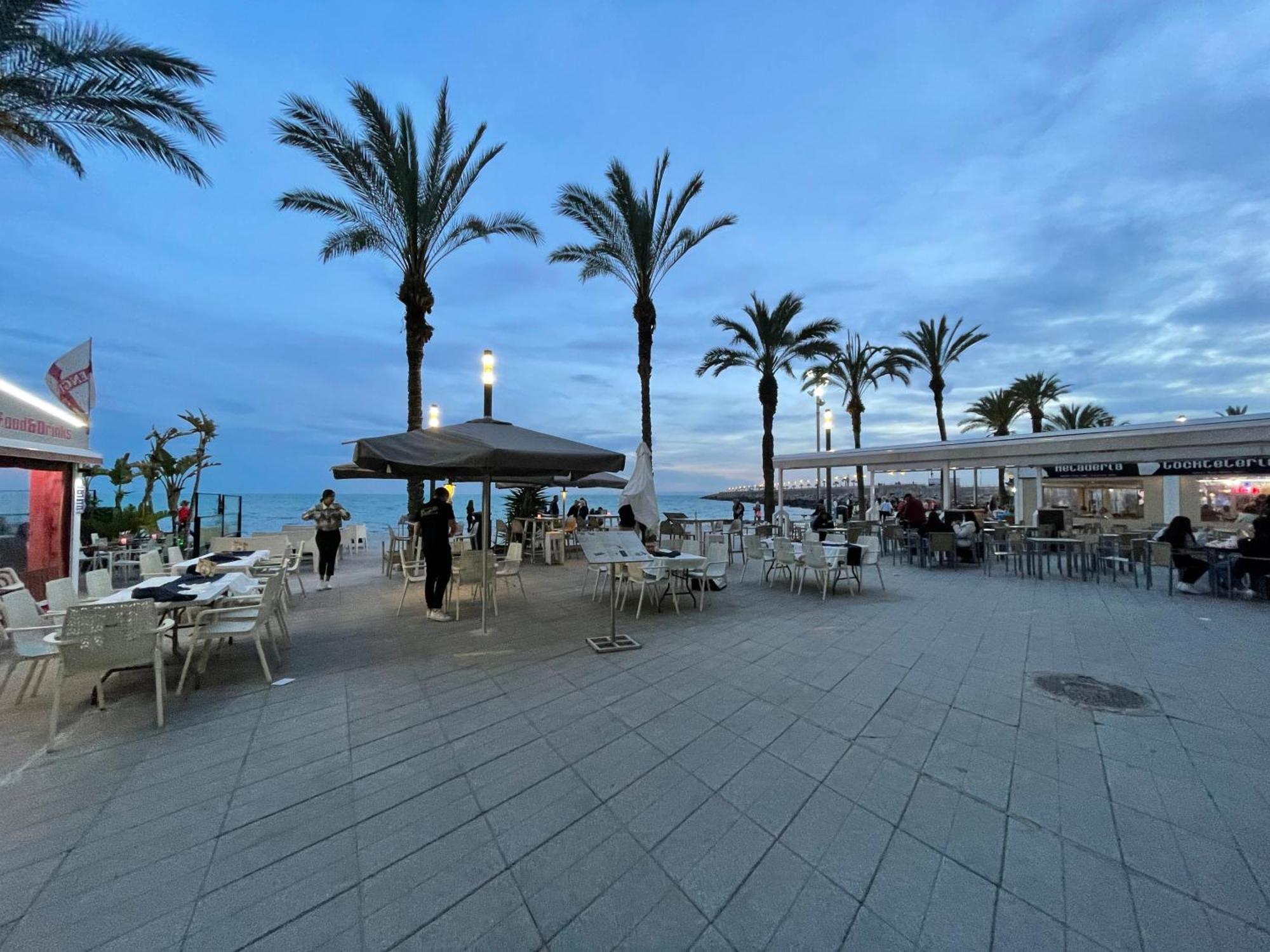 טורבייחה Superior La Playa! 3 Bedrooms! 2 Baths! Air Condition! Side Sea View! מראה חיצוני תמונה