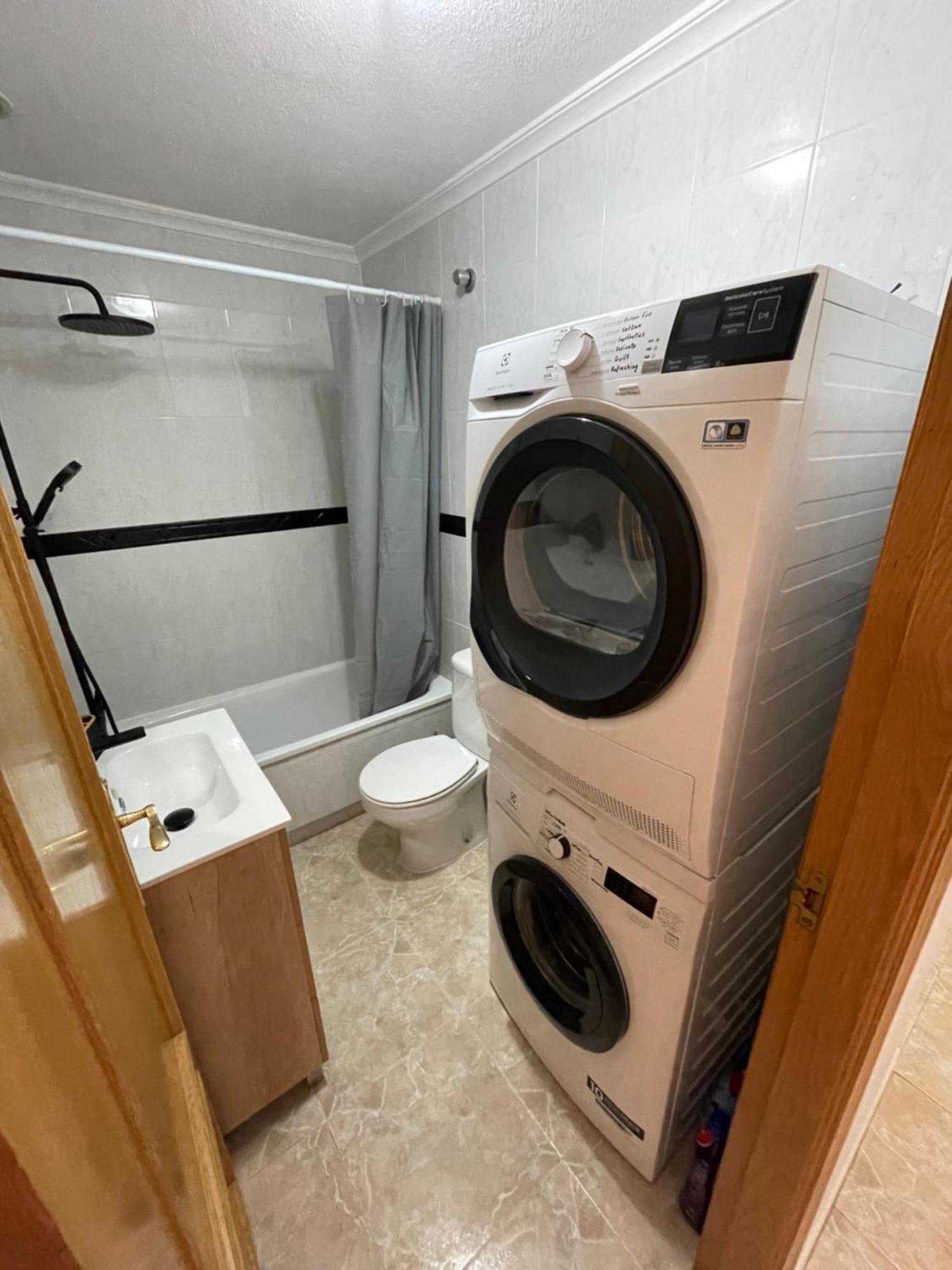 טורבייחה Superior La Playa! 3 Bedrooms! 2 Baths! Air Condition! Side Sea View! מראה חיצוני תמונה